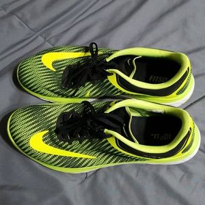 Nike fitsol running shoes
